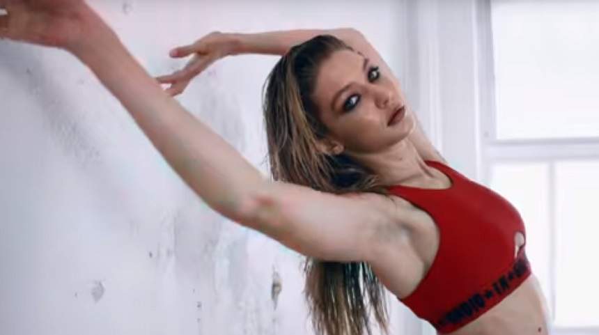 VIDEO / Apariție șoc! Gigi Hadid, în colanți mulați și cu părul de la subraț în văzul tuturor!