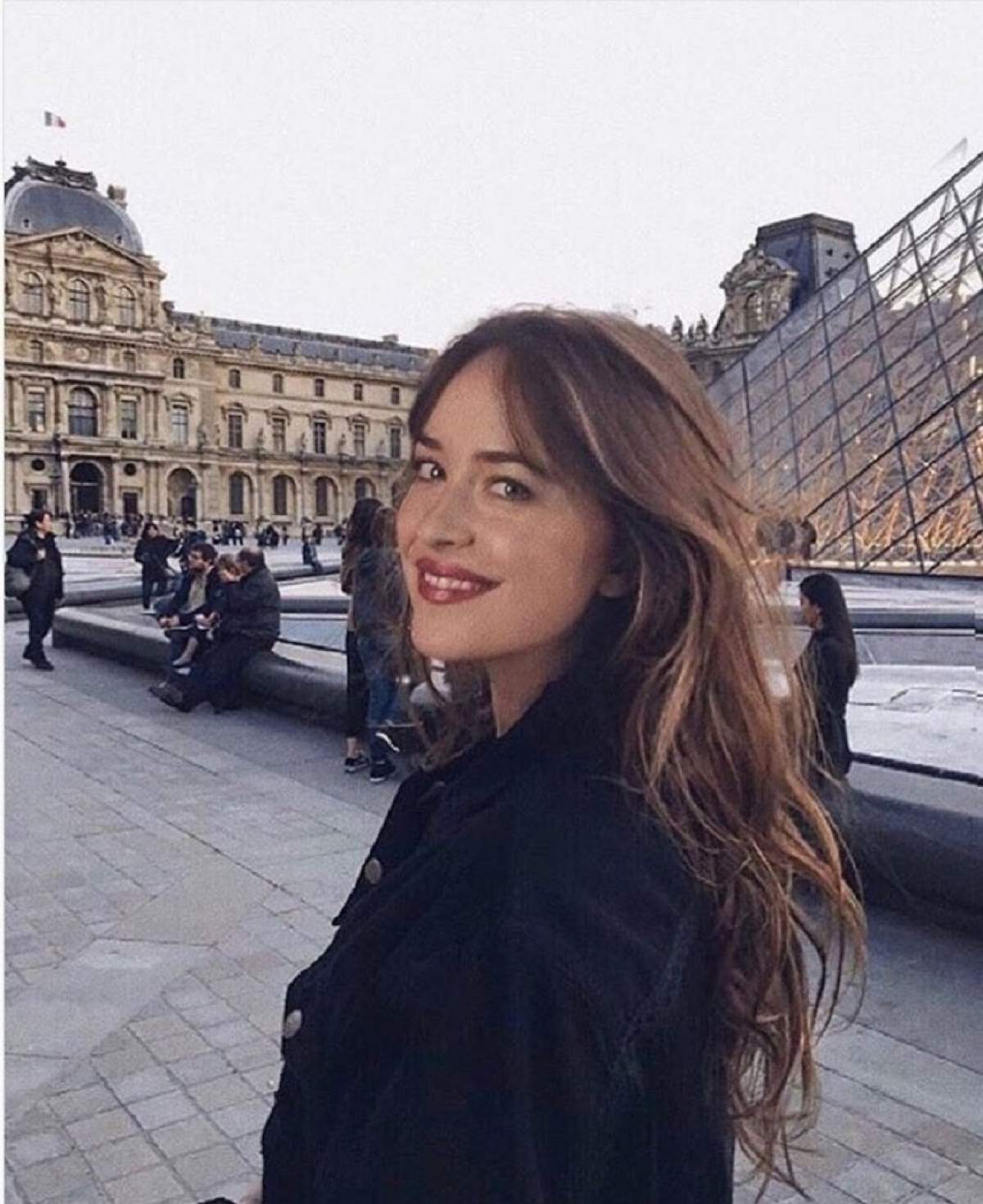 Noul cuplu al momentului! Dakota Johnson nu mai este o femeie singură! Cine i-a furat inima actriței "Fifty Shades of Grey"