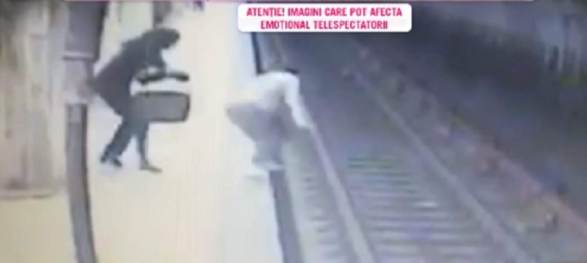 VIDEO / IMAGINILE CRIMEI de la metrou. Momentul în care tânăra a fost împinsă pe şine
