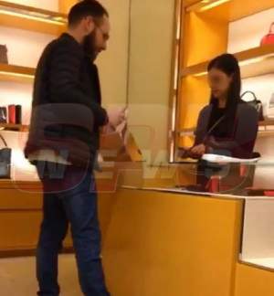 VIDEO EXCLUSIV / Asta da aroganţă! Andrei Versace, cu banii în plic la cumpărături!