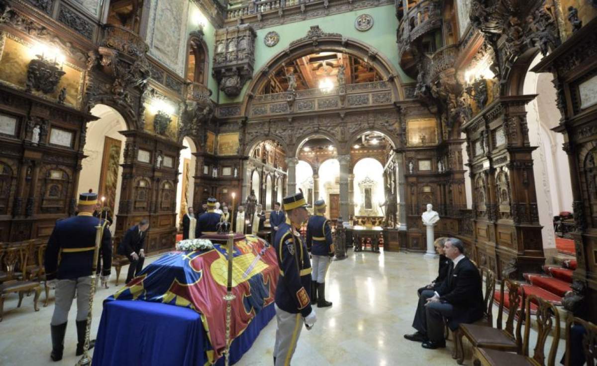 De ce se cântă "Hristos a înviat" la înmormântarea Regelui Mihai