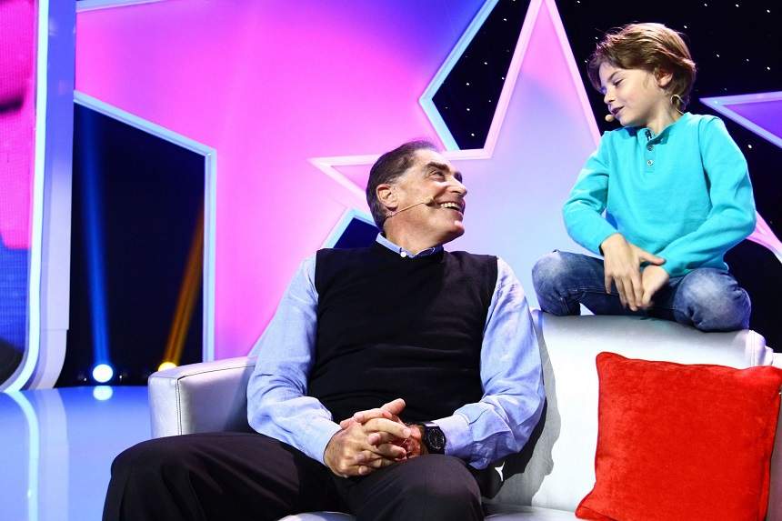 Chibzuit sau zgârcit? Petre Roman obișnuiește să stingă toate luminile prin casă. Fiul lui l-a dat de gol la tv