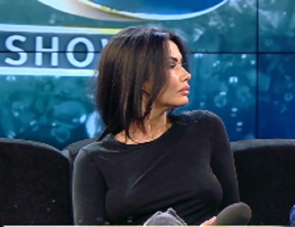 VIDEO / Oana Zăvoranu, cu sfârcurile la vedere în emisiune! Cum arată sânii ei după ce şi-a scos silicoanele