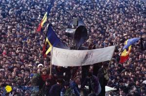 22 Decembrie, ziua care marchează căderea regimului comunist. Românii rememorează imaginea cu Ceauşescu fugind cu elicopterul
