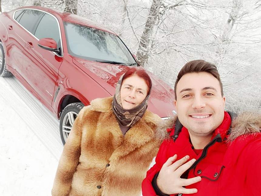 FOTO / Valentin Sanfira şi-a surprins cea mai dragă fiinţă de Sărbători! A renunţat la costumul popular şi a pregătit cea mai frumoasă surpriză