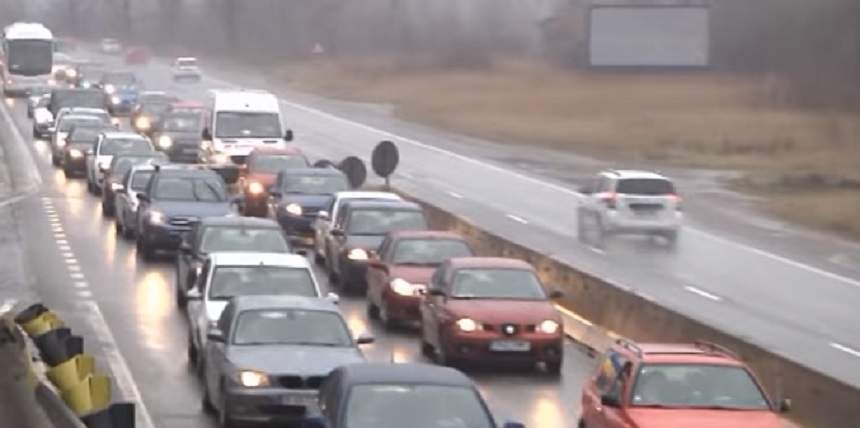 Trafic extrem de aglomerat pe DN1! S-au format coloane de sute de maşini