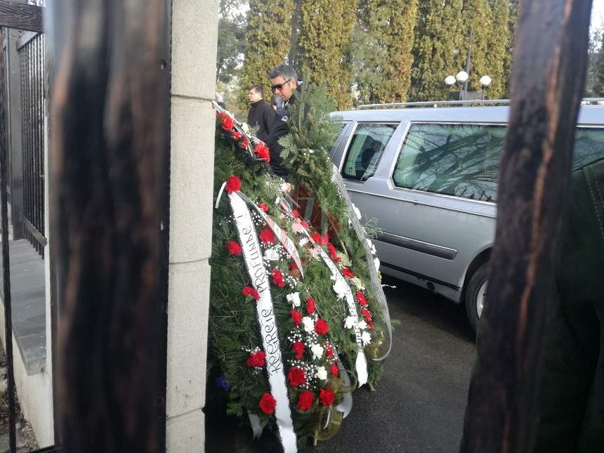 FOTO / Soţii Maleon, înmormântaţi azi. Momente cumplite pentru familiile şi apropiaţii celor doi