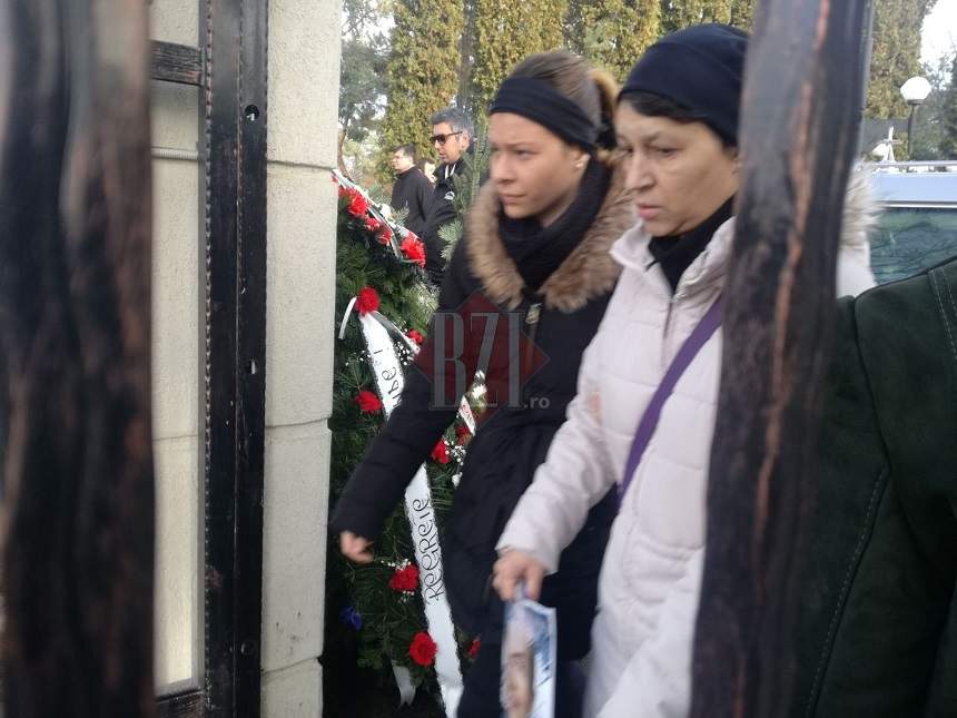 FOTO / Soţii Maleon, înmormântaţi azi. Momente cumplite pentru familiile şi apropiaţii celor doi