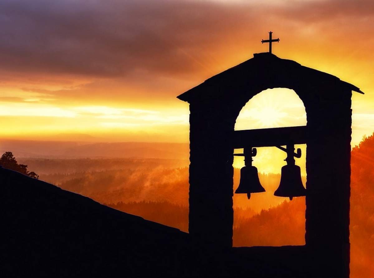 Decizia de ultim moment luată de Biserică! Preoţii sunt obligaţi să pronunţe doar "Dumnezeu"