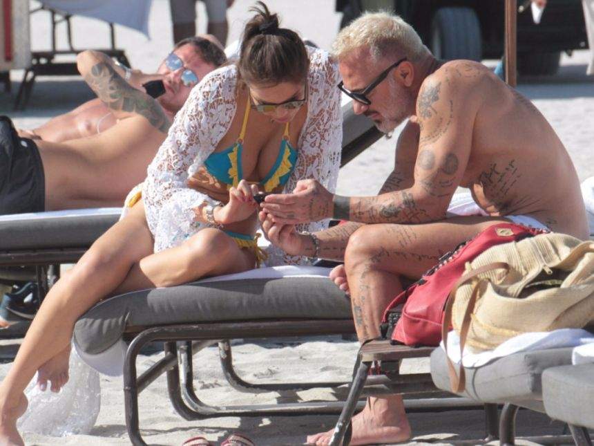 Gianluca Vacchi, pe plajă, în compania unei tinere hot. Cine este femeia cu care s-a distrat milionarul şi cum au fost surprinşi cei doi