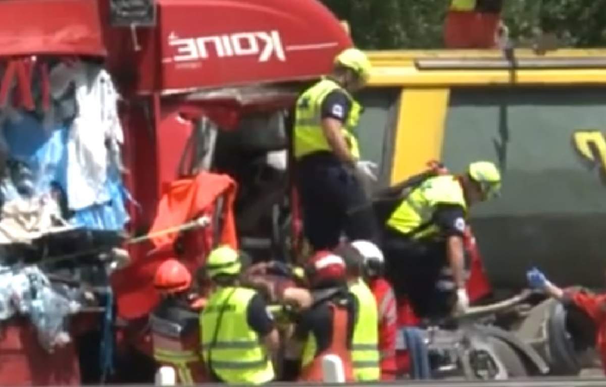 VIDEO / Șofer român, implicat într-un accident mortal! O familie întreagă a pierit sub roțile TIR-ului condus de el