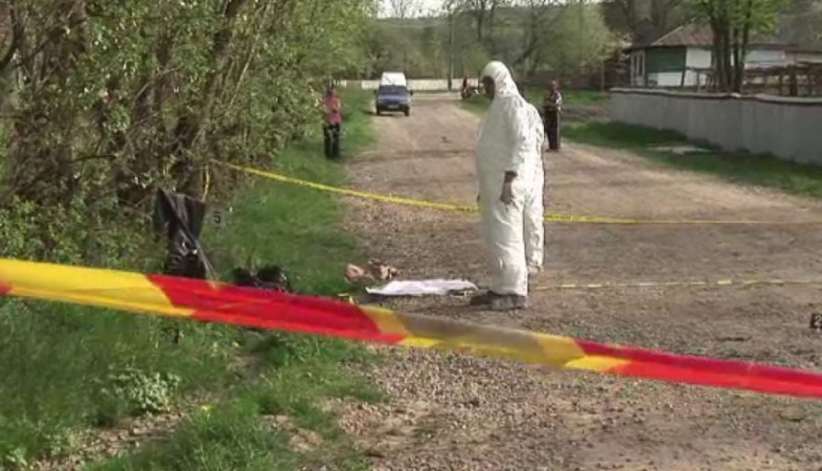 Femeie din Suceava, găsită moartă pe marginea drumului, acoperită cu o pătură. Când au ridicat-o, polițiștii au avut un șoc