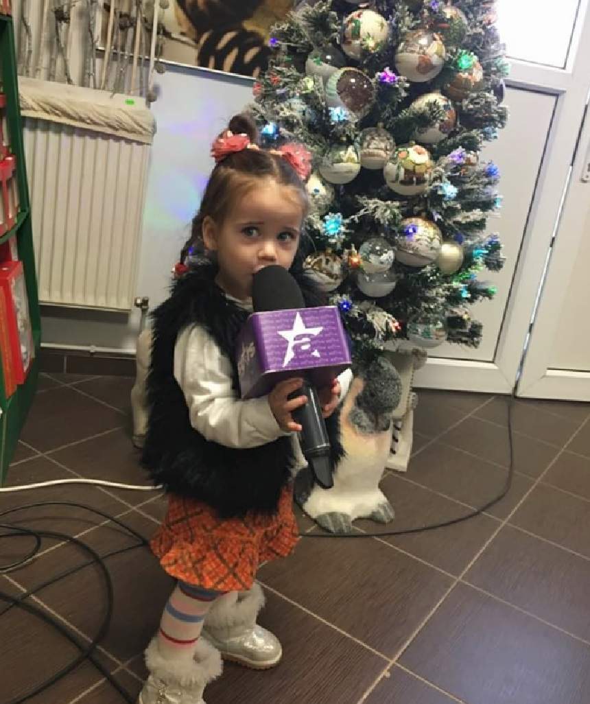 VIDEO / A luat microfonul şi a vorbit la TV! Sânziana Buruiană a rămas fără cuvinte când a auzit ce spune fiica ei