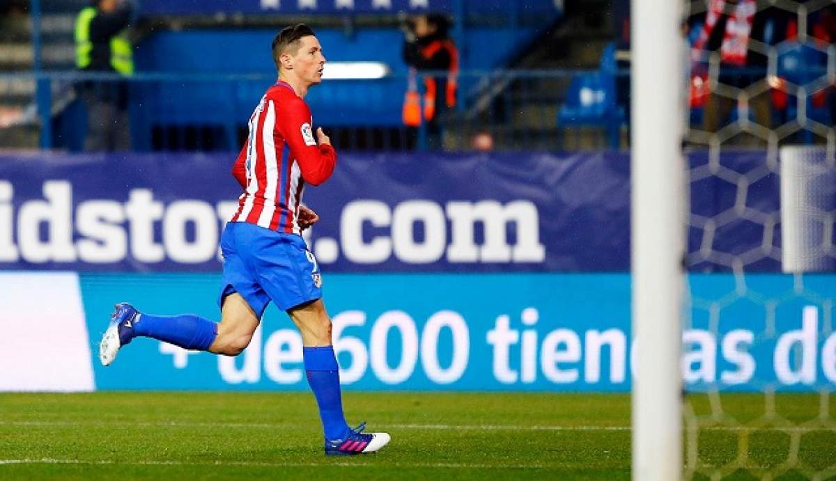 „El Nino” a dat lovitura! Fernando Torres a reuşit cel mai frumos gol din Europa! / VIDEO