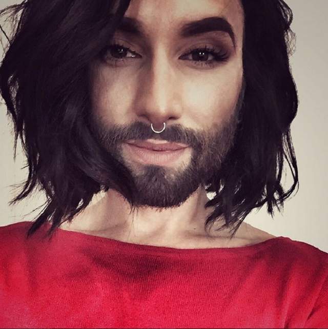 FOTO / Travestitul din spatele artistei Conchita Wurst vrea să-și "omoare" personajul