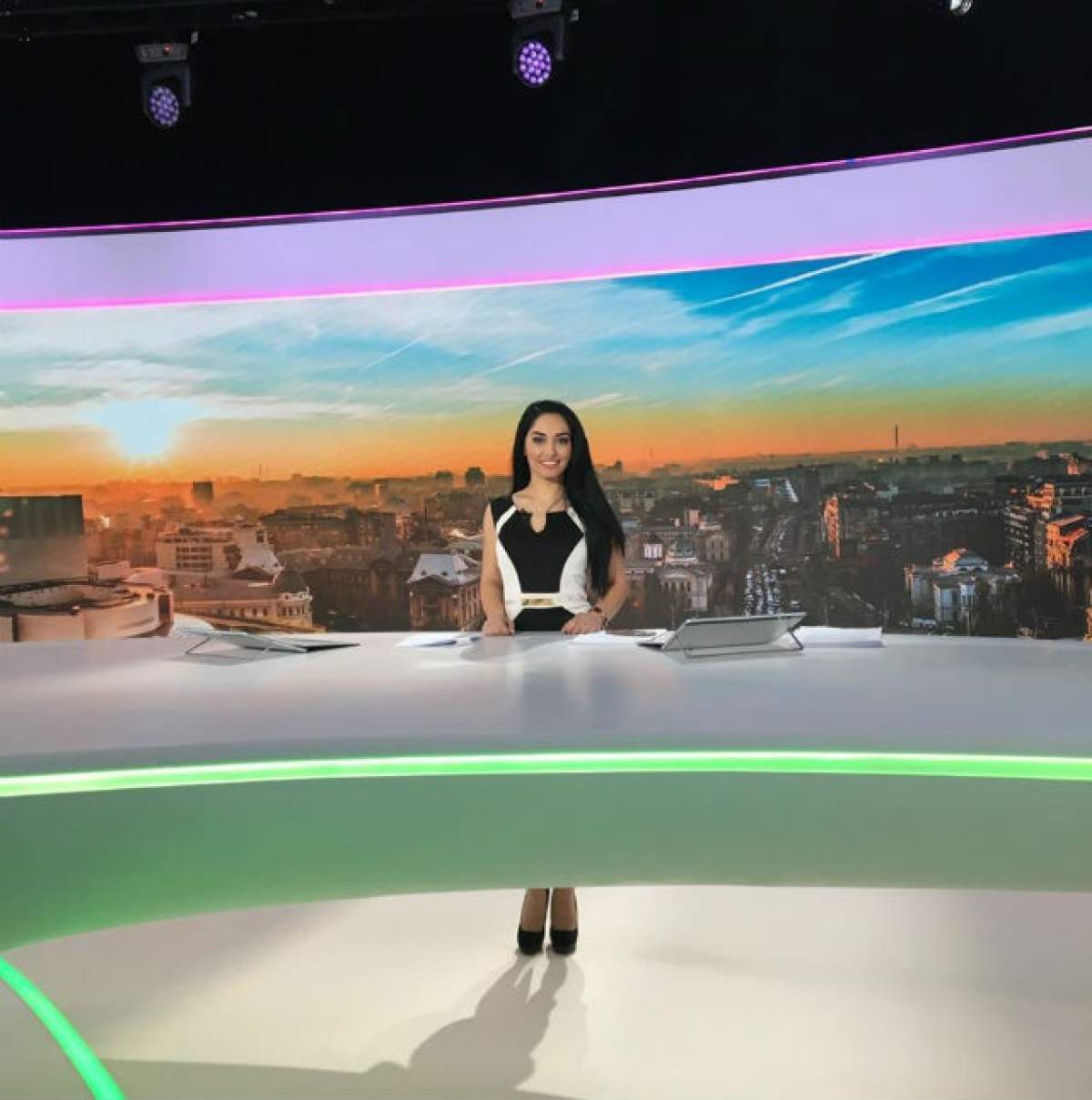 Constantina, fostă concurentă MPFM, şi-a împlinit visul! A ajuns la pupitrul ştirilor, la Antena 1