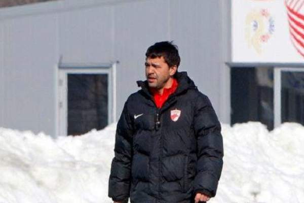 Cosmin Contra a fost prezentat oficial la Dinamo! Planurile noului antrenor al “câinilor”