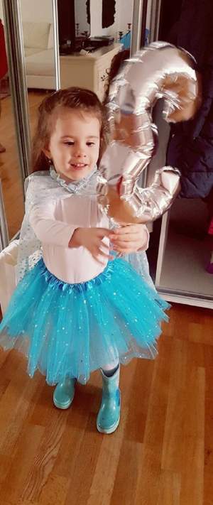 FOTO / Mare sărbătoare în casa Oanei Roman! Fiica sa împlineşte 3 ani