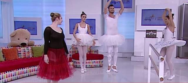 VIDEO / Râzi cu lacrimi! Prestaţia de invidiat a "balerinelor" Natalia Mateuţ, Raluca Dumitru şi Răzvan Botezatu în platoul de la "Star Matinal"