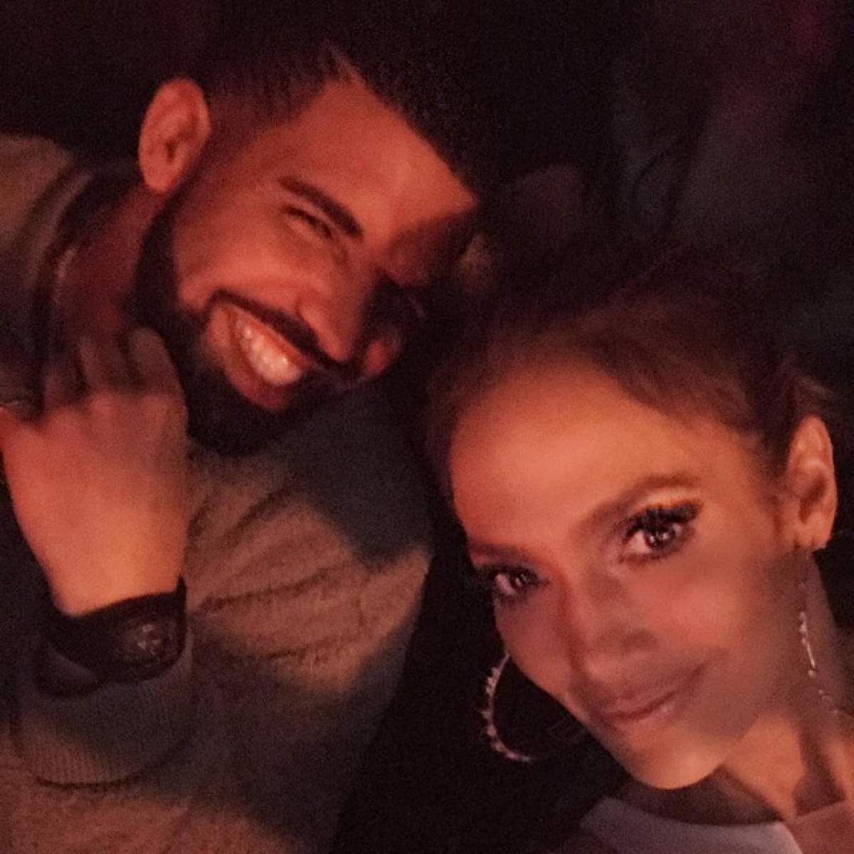 Drake și Jennifer Lopez, în pragul despărţirii? Rapperul i-a făcut Rihannei o declaraţie de dragoste în timpul unui concert