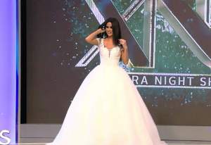 VIDEO / Daniela Crudu, apariţie de excepţie la "Xtra Night Show"! A îmbrăcat rochia de mireasă