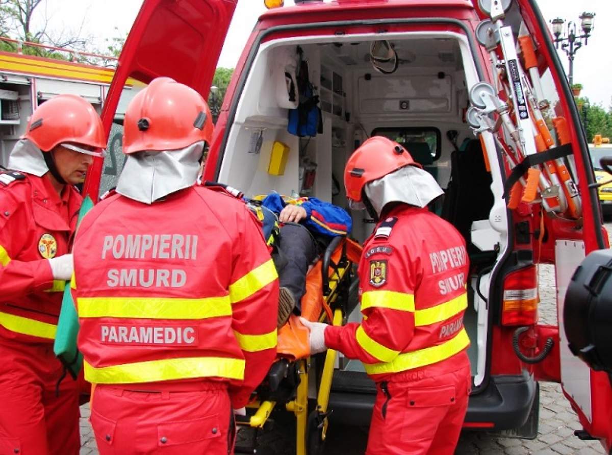 Accident cu 16 răniţi la Cluj! Un microbuz şi un TIR s-au ciocnit
