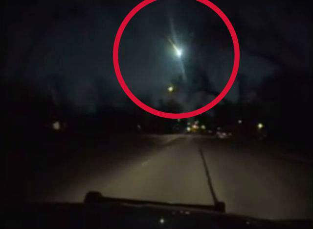 VIDEO / Un meteorit s-a prăbuşit în America! Totul a fost filmat, iar înregistrarea a devenit virală