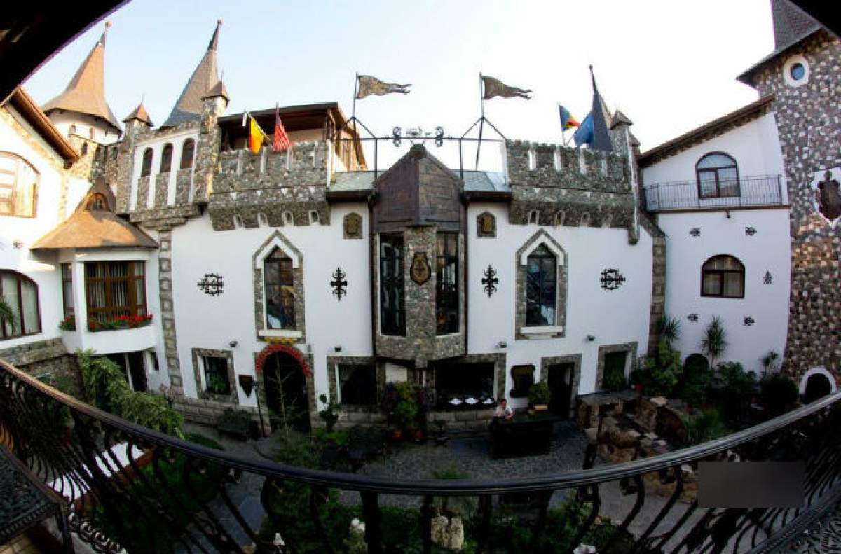 VIDEO & FOTO / Aici locuiește cel mai bogat artist de la noi!  Alții nici nu îndrăznesc să viseze la aşa ceva!