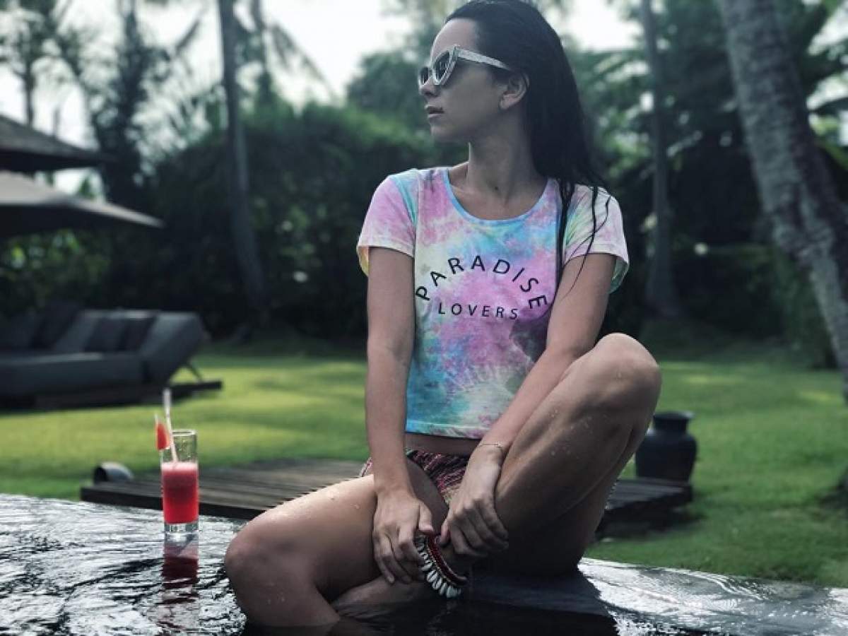 FOTO / Inna, interzis de sexy în costum de baie! Este atât de hot, încât ridică mercurul în termometre