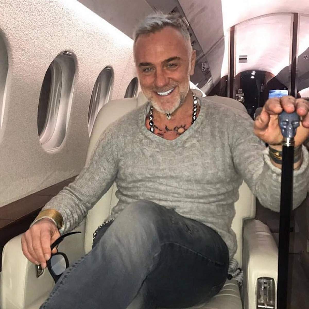 VIDEO / Cum a făcut milioane de euro Gianluca Vacchi, italianul care s-a remarcat prin dansurile cu iubita lui