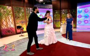 VIDEO / Cerere în căsătorie în direct, la "2k1"! Cu un inel de logodnă în mână, asistentul Mirelei Boureanu Vaida a făcut ANUNŢUL: "Eu am pe cineva şi..."