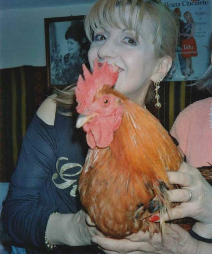 Video Cea Mai Cunoscută Piesa A Ilenei Ciuculete Dă Play Pentru Că Sigur Ai Dansat Pe