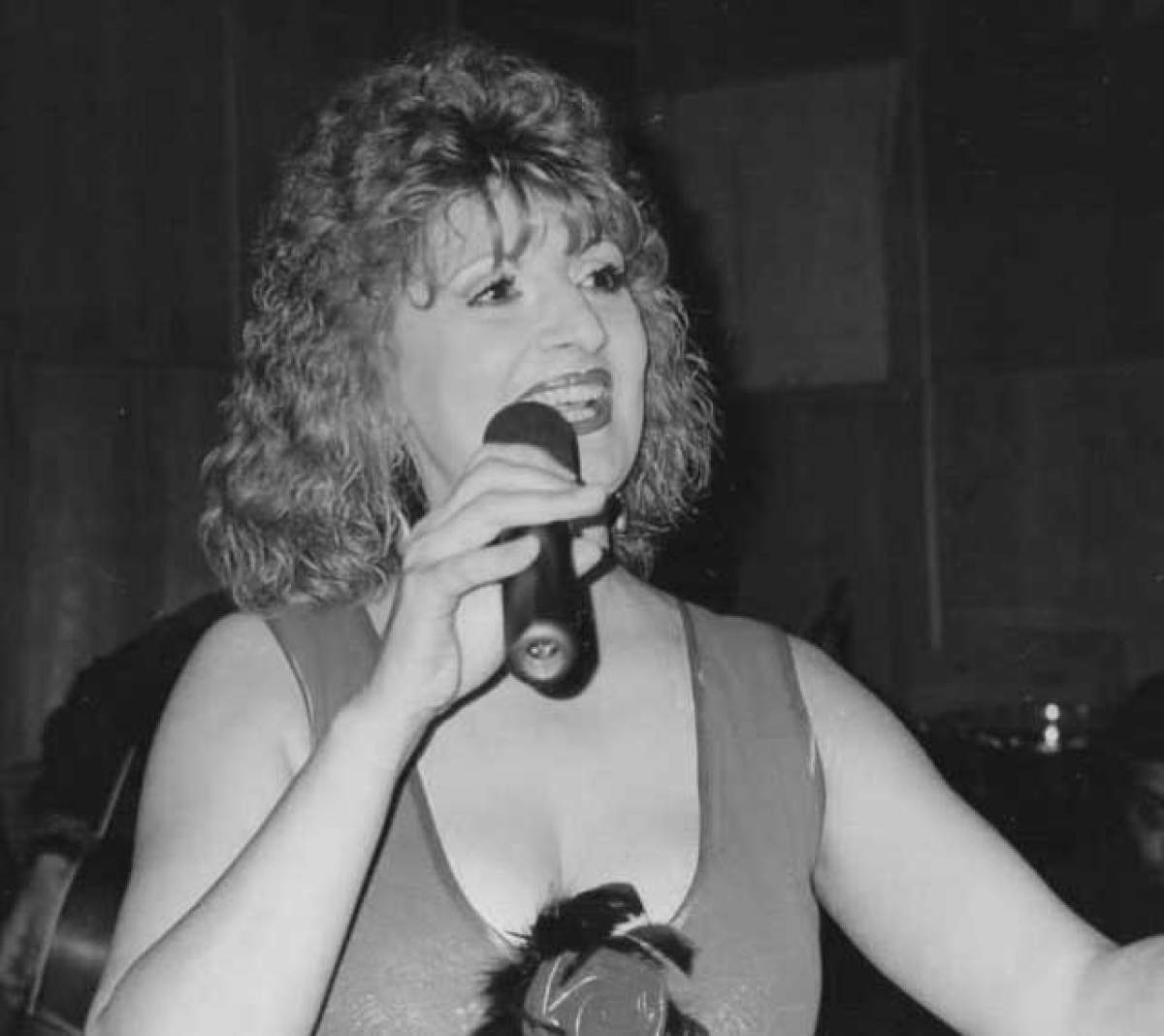 "Ileana Ciuculete nu ştia că e bolnavă! Ea a cântat pe 4 martie"! Cea mai bună prietenă a artistei a spus adevărul