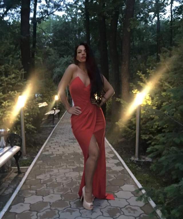 VIDEO / Kim Kardashian de România a slăbit 20 de kilograme în 3 luni! Care a fost dieta ei