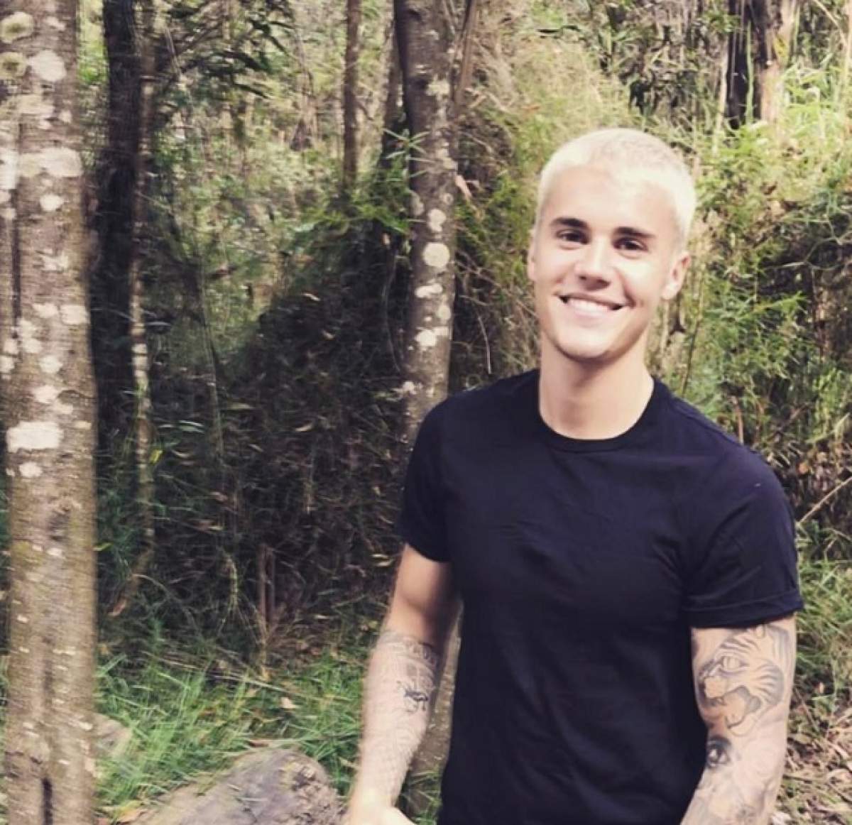 VIDEO / Milioane de oameni doar visează la aşa ceva! Justin Bieber are o colecţie impresionantă de maşini