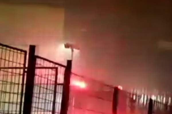 Dramă pentru un fost fotbalist al Stelei! Afacerea sa s-a făcut scrum, după ce a fost mistuită de un incendiu! / VIDEO