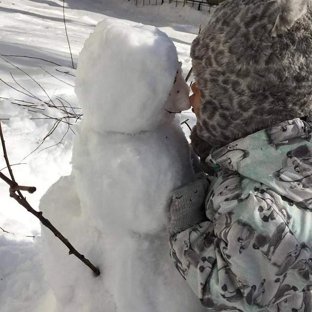 FOTO / Cristina Dochianu este însărcinată din nou! A ţinut sarcina ascunsă timp de 8 luni, iar acum şi-a etalat burtica imensă