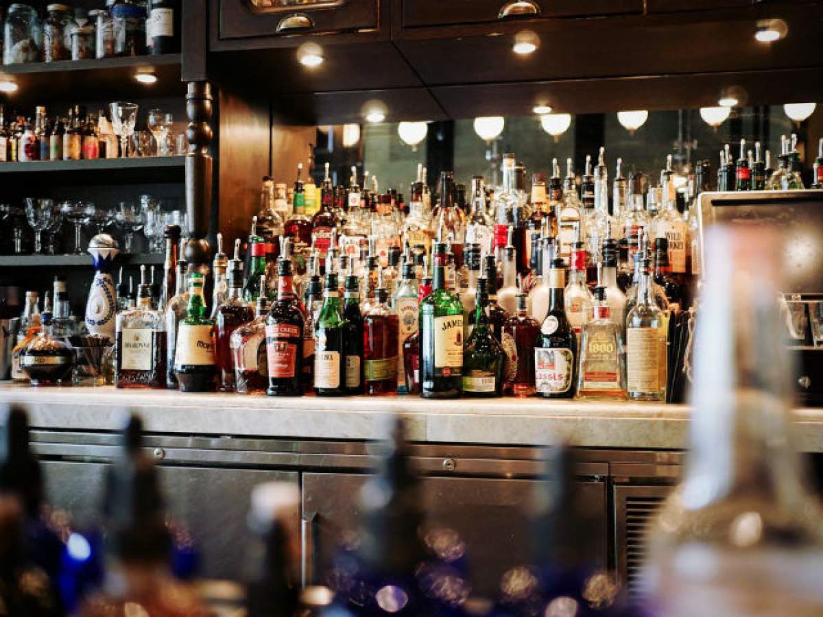 ÎNTREBAREA ZILEI – MIERCURI: Care este cea mai sănătoasă băutură alcoolică