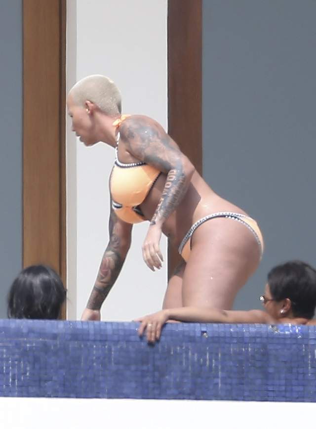 FOTO / Șoc și groază! S-au dus zilele în care Amber Rose sucea mințile bărbaților! Vedeta arată îngrozitor