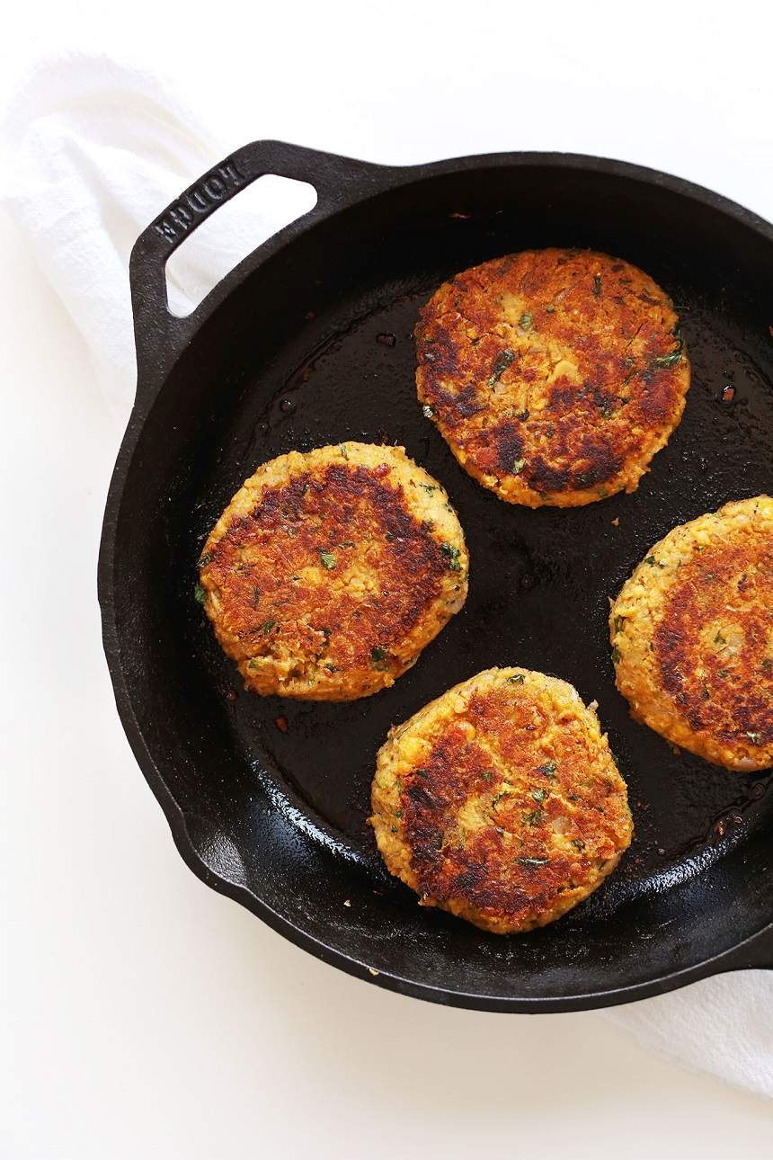 Reţetă delicioasă de post: Burger vegetal cu chilli verde