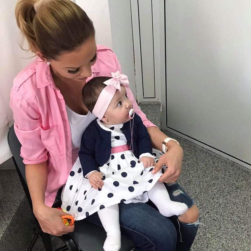 VIDEO / Bianca Drăguşanu şi Victor Slav, la spital cu micuţa Sofia! Ce s-a întâmplat cu bebeluşul frumos al vedetei?