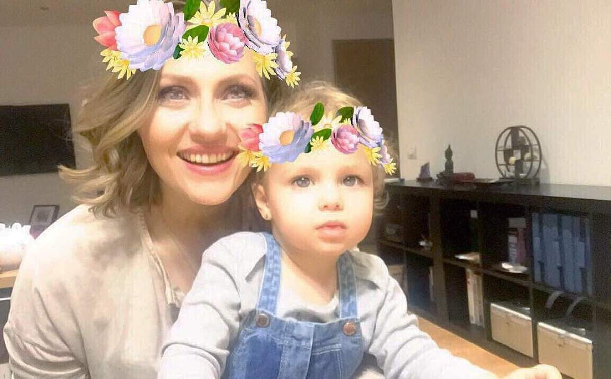 Ce face fetiţa Mirelei Vaida la numai doi anişori: "Mami, uită-te şi tu la din astea de vârsta ta"