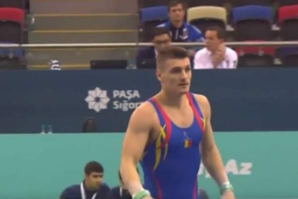 Panică la Europenele de gimnastică! Un sportiv român s-a accidentat grav şi a fost scos pe targă din sală!
