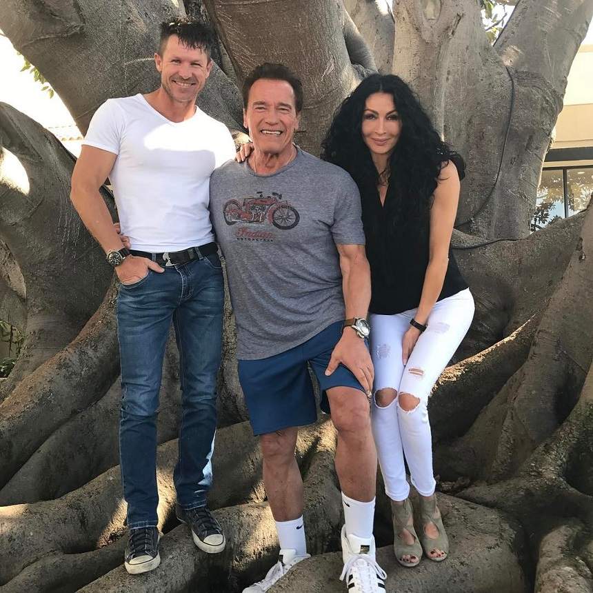 FOTO / Felix Baumgartner, cea mai tare surpriză de ziua lui! L-a avut alături de Arnold Shwarzenegger în carne şi oase