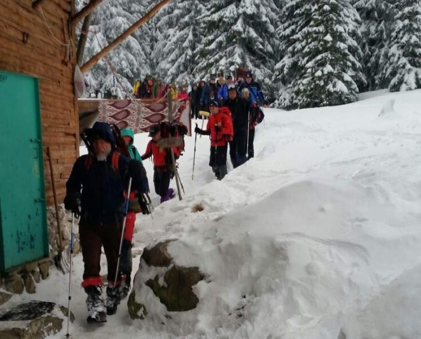 El i-a salvat pe alpiniștii din avalanșa, din Retezat. ”Cel mai dramatic a fost să-i convingă pe părinți să abandoneze copiii care erau decedați”