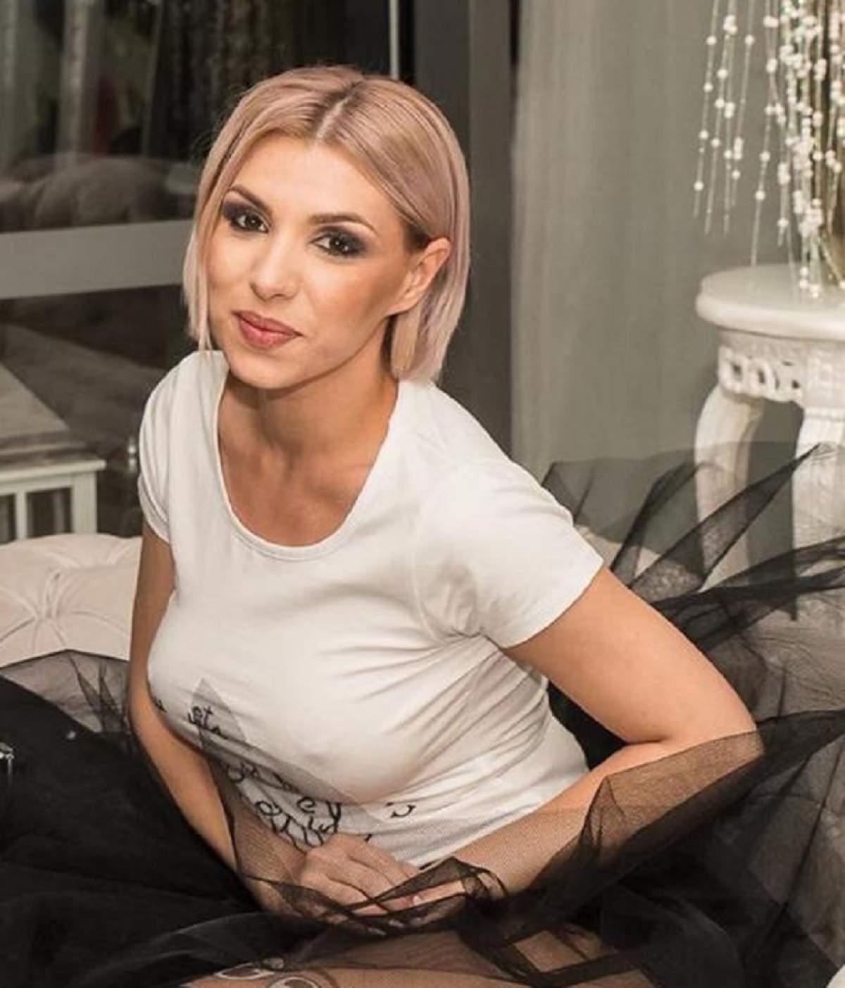 FOTO / Sorana, ex-ASIA, de la 70 de kilograme la numai 56! Şi-a fotografiat abdomenul plat şi a dezvăluit secretul noii ei siluete