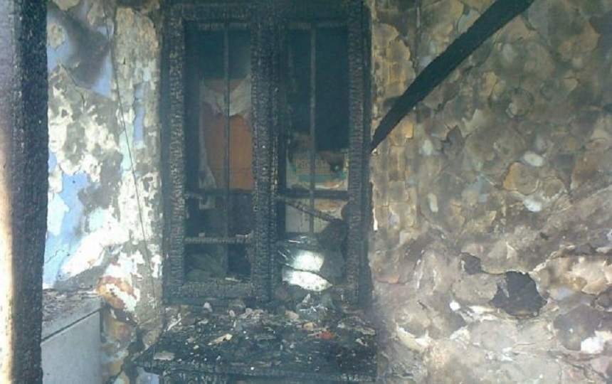 FOTO / Explozie URIAŞĂ. O butelie de aragaz a distrus o CASĂ ÎNTREAGĂ