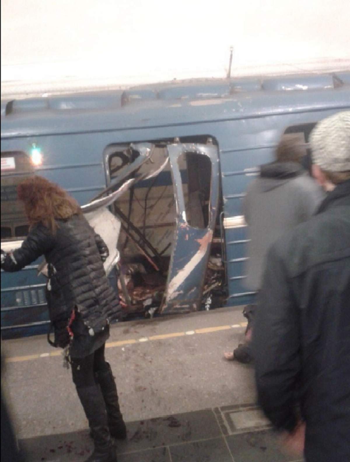 VIDEO / Teroare şi panică! Mărturiile cutremurătoare ale unei femei care a luat parte la explozia din Sankt-Petersburg