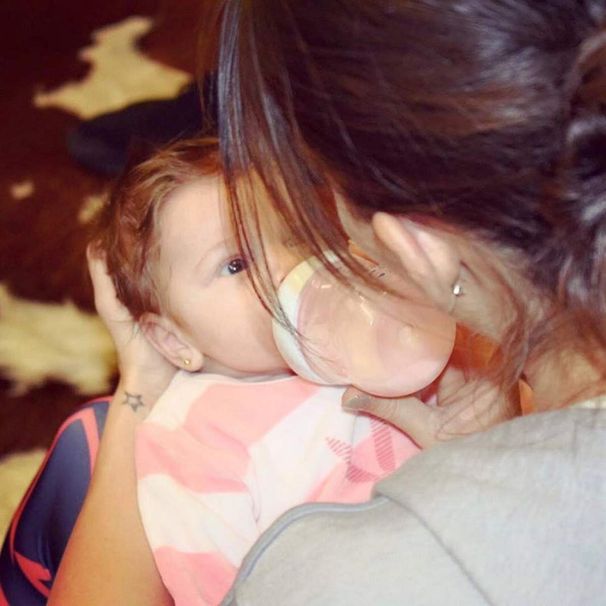FOTO / La cinci luni de când a născut, Alina Puşcaş a făcut anunţul: "Am aşteptat cam mult, recunosc!"