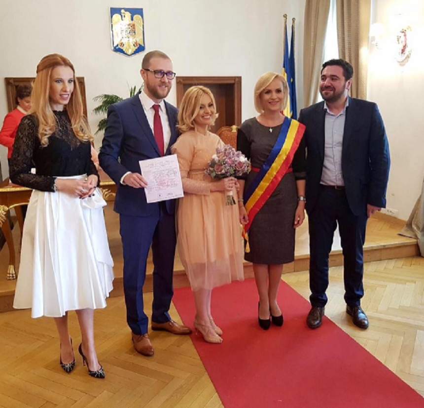 VIDEO / Peste 3 săptămâni devine mamă! Cine va fi alături de Simona Gherghe în sala de naștere!